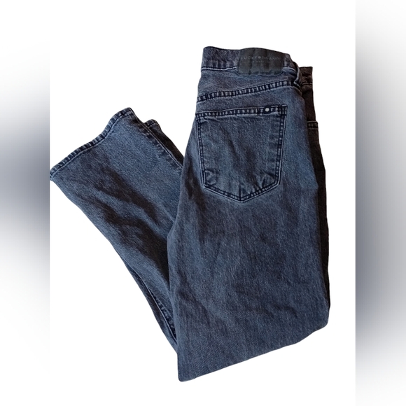 Lucky Brand , size 8/29, mid grey wash straight leg jeans - Picture 2 of 3